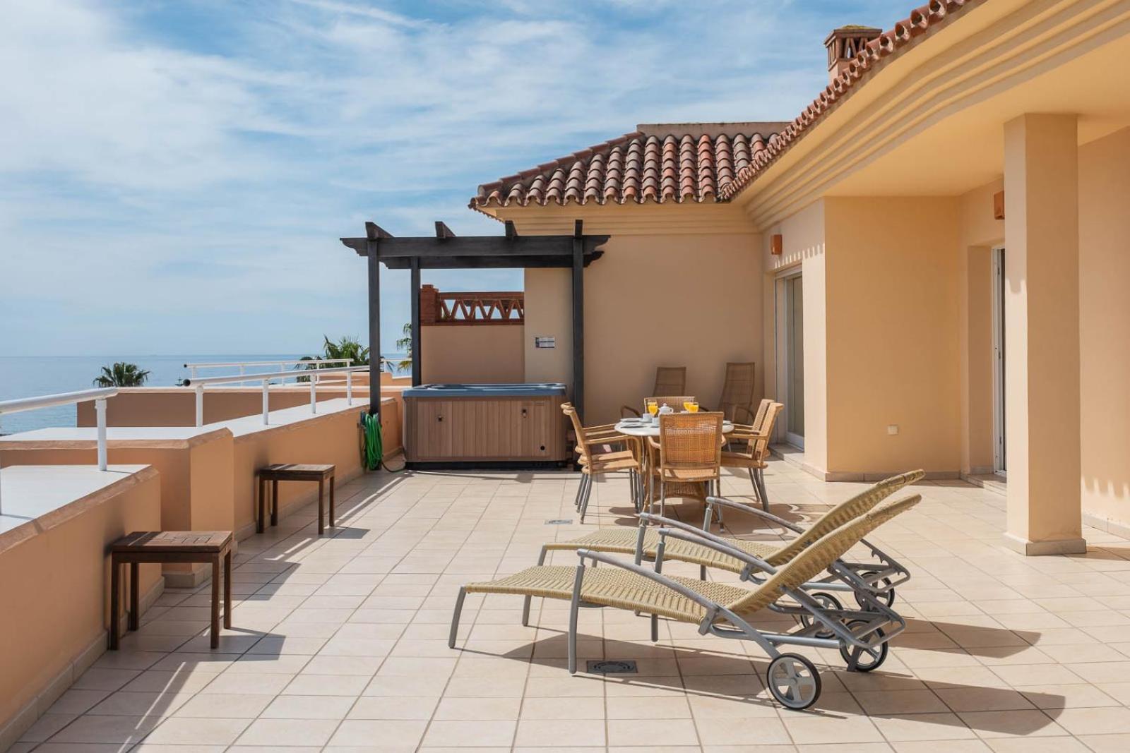 Malibu Mansions By The Beach By Alfresco Stays El Faro Exterior photo